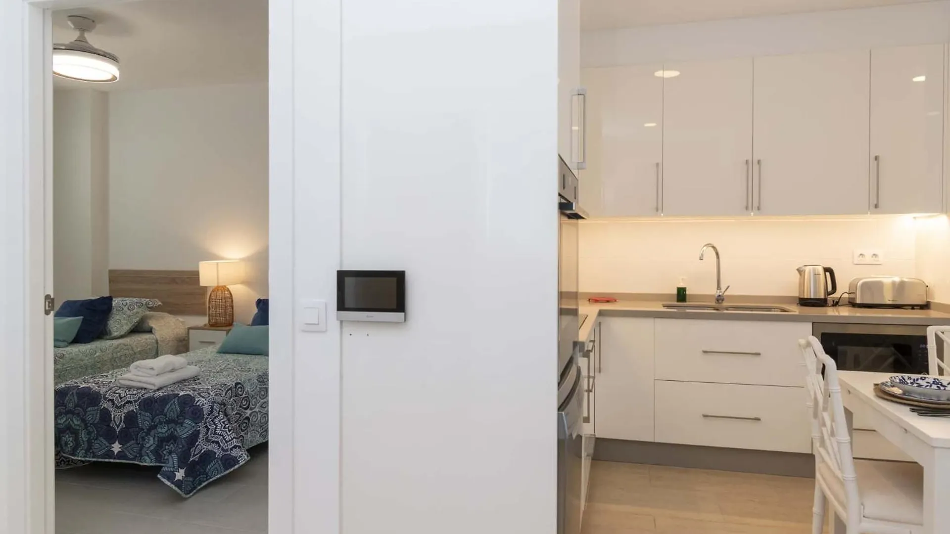 로스크리스티아노스 Santa Amalia 1 - Three Bed 아파트